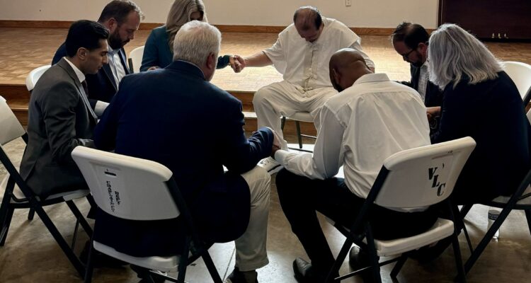 Roberson Praying Lawmakers